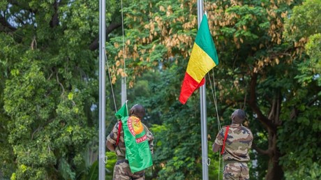 Le Niger, le Mali et le Burkina Faso exécutent la première cérémonie officielle de l'hymne de l'AES