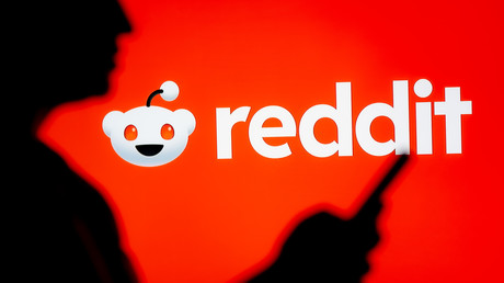 France : Bluesky, Mastodon, Reddit et X bientôt désignés comme sites pornographiques ?