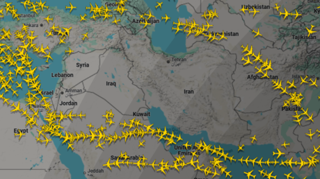Attaque israélienne contre l’Iran : de nombreuses compagnies aériennes suspendent leurs vols dans la zone de conflit