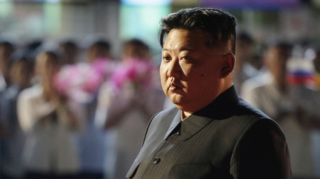Kim Jong-un ordonne l'accélération de la production d’obus