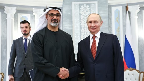 Poutine rencontre le prince héritier d’Abou Dabi à Minsk en marge du sommet eurasiatique