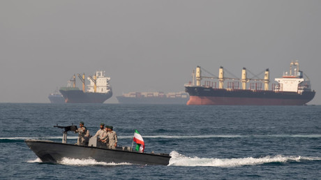 Détroit d'Ormuz : des messages inhabituels signalent les nationalités des navires pour éviter d’éventuelles attaques