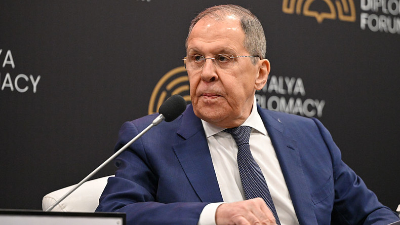 Lavrov énumère les conditions indispensables au règlement du conflit en Ukraine