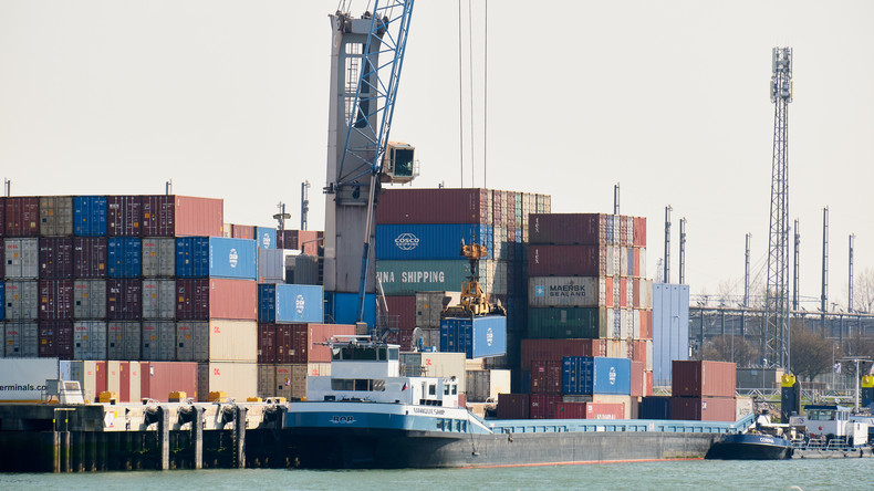 «Menace russe» : le plus grand port d'Europe se prépare à une «guerre potentielle», selon le Financial Times