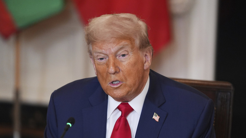 Trump impose jusqu’à 30 % de droits de douane à six pays dès le 1er août