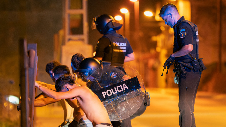 Espagne : troisième nuit de violences anti-immigrés en Murcie, après l’agression d’un sexagénaire