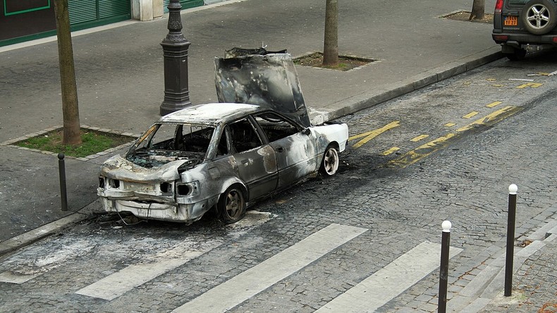 14 Juillet 2025 : un bilan sécuritaire lourd avec 389 interpellations en France