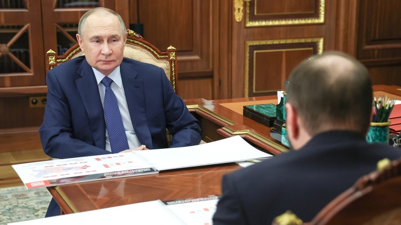 Poutine fustige les restrictions européennes sur les engrais russes et les qualifie de «pure bêtise»