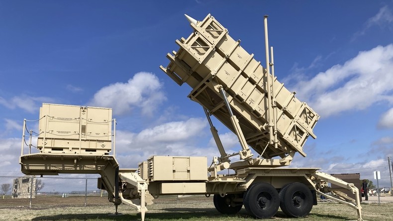 Les États-Unis vont reporter la livraison de systèmes Patriot à la Suisse afin de privilégier les envois d’armement à l’Ukraine