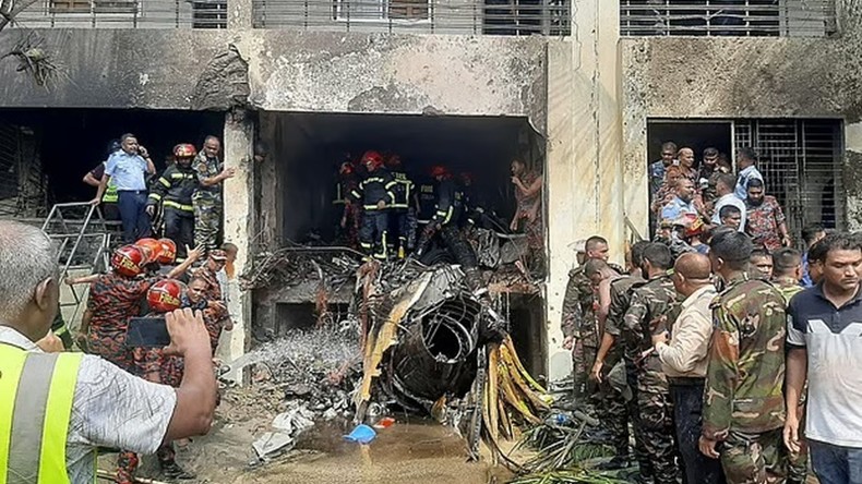 Bangladesh : un avion militaire s’écrase sur une université, au moins 19 morts