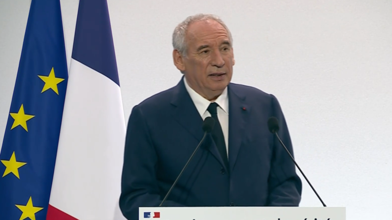 L’intersyndicale s’unit contre le «musée des horreurs» de François Bayrou