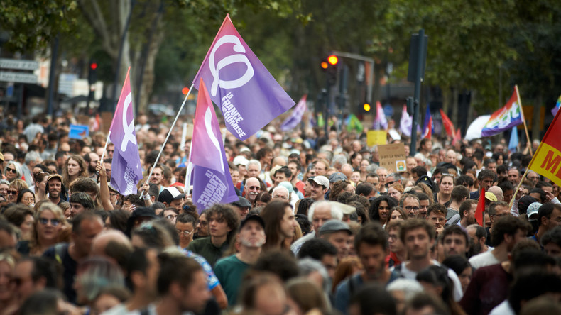 «Les Insouminots» : des ateliers d’éveil politique pour enfants de LFI suscitent le débat
