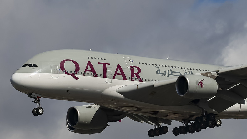 Cinq passagères australiennes obtiennent le droit de poursuivre Qatar Airways après des fouilles corporelles sans consentement