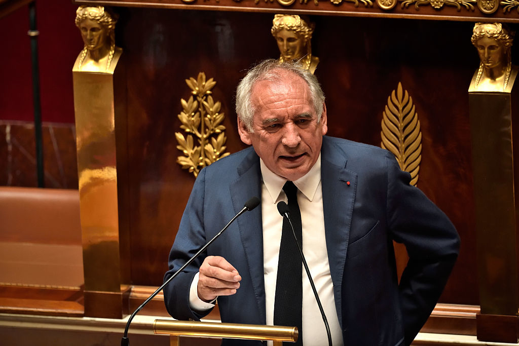 Budget 2026 : Bayrou maintient les avantages fiscaux pour les dons caritatifs