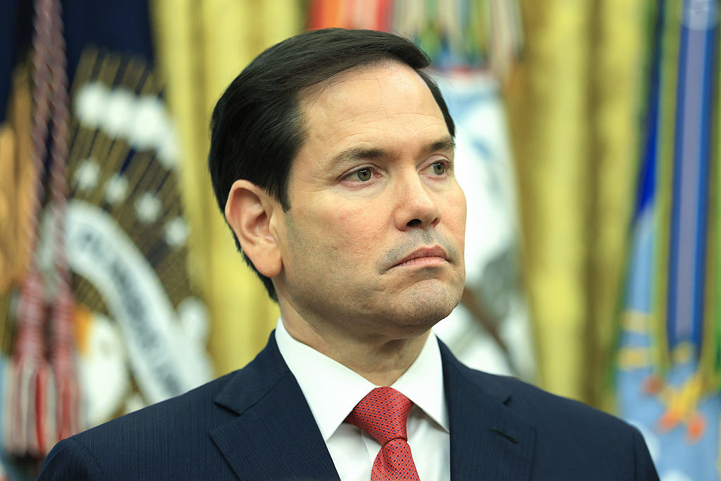 Nouvelle imposture aux États-Unis : un inconnu se fait passer pour Marco Rubio avec l'aide de l'IA