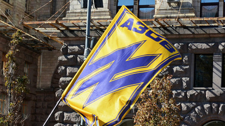 «Azov, avant-garde fasciste» : un journal allemand alerte sur la propagande néonazie en Ukraine