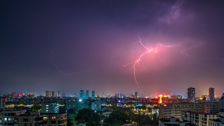 Typhon Wipha : Hong Kong en alerte maximale, 500 vols suspendus