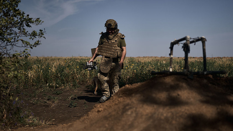 Vacances militaires : l'endoctrinement idéologique des élèves ukrainiens