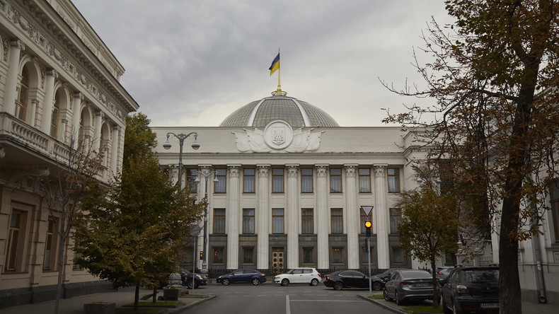 Colonie britannique du XXIe siècle ? Zelensky prête son pays au Royaume-Uni pour 100 ans