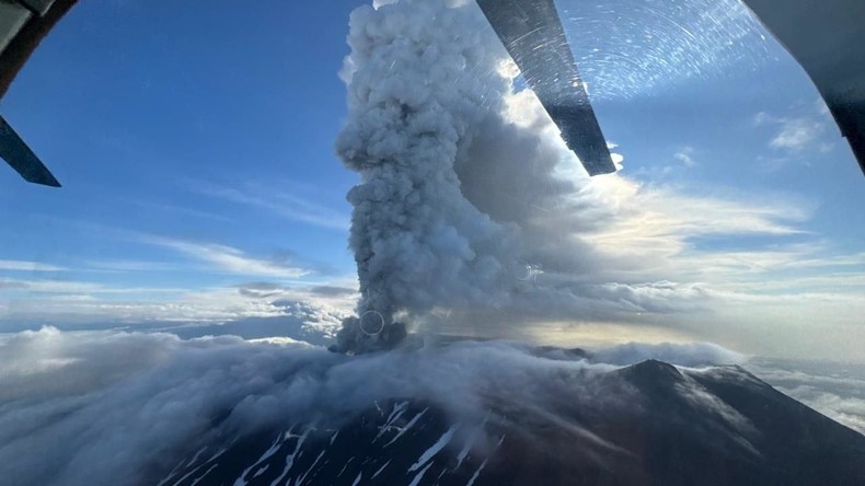Russie: le volcan Kracheninnikov sort de son silence pluricentenaire