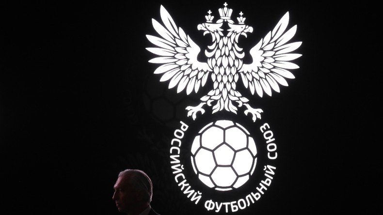 The Guardian : l'UEFA a versé plus de 10 millions d'euros aux clubs de football russes depuis 2022