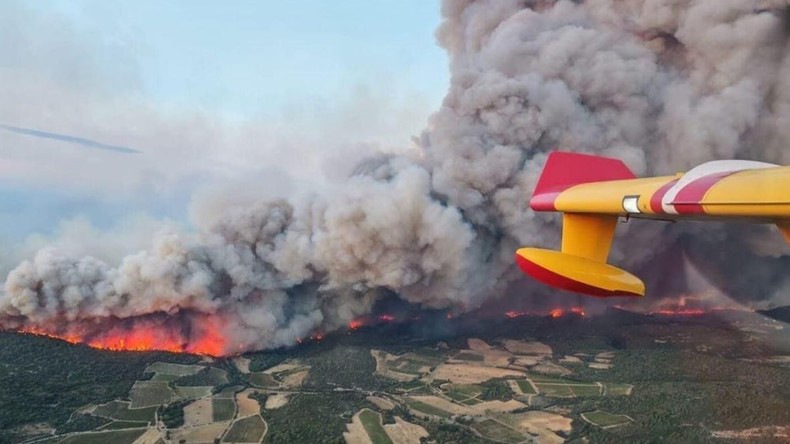 L’Aude en flammes : la lutte se poursuivra jusqu’à dimanche soir