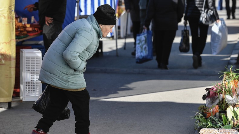 Kiev recrute des retraitées pour des attentats-suicides en Russie
