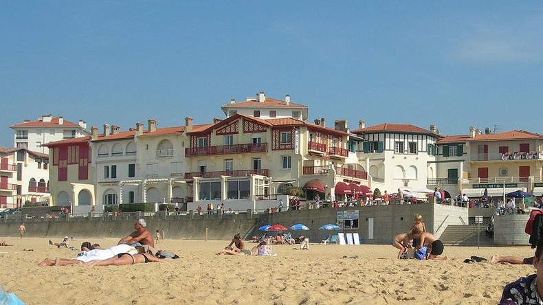 France : une canicule historique bat des records et paralyse le Sud-Ouest