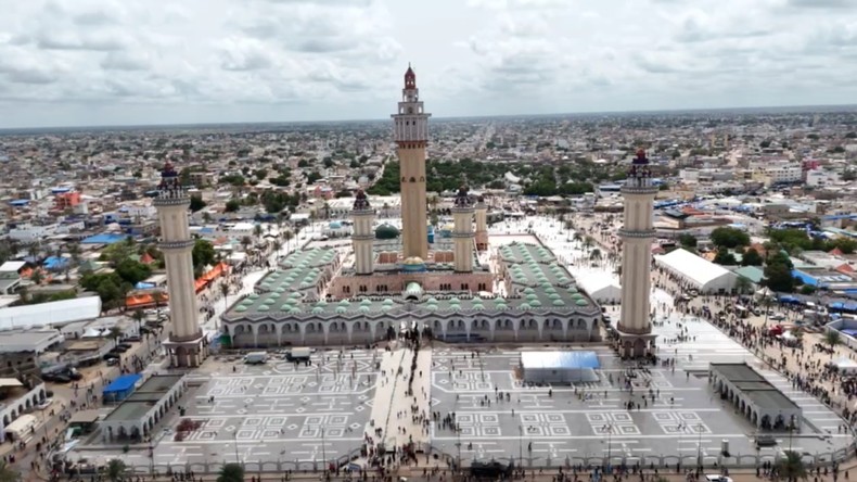 Au Sénégal, tous les chemins mènent à la ville sainte de Touba à l’occasion du Grand Magal