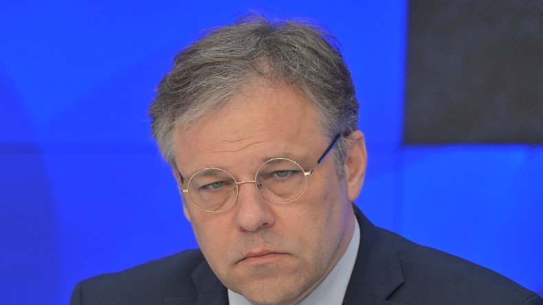 Un diplomate russe accuse l’Ukraine de préparer des actions interdites pour perturber le sommet Poutine-Trump