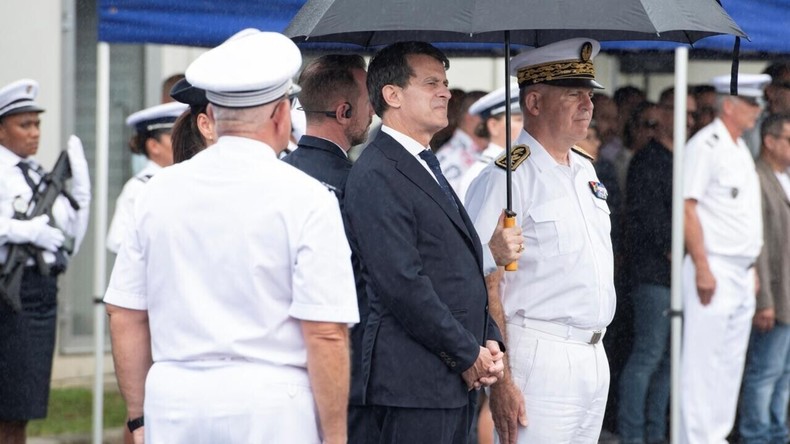 Manuel Valls en Nouvelle-Calédonie pour sauver l’accord de Bougival