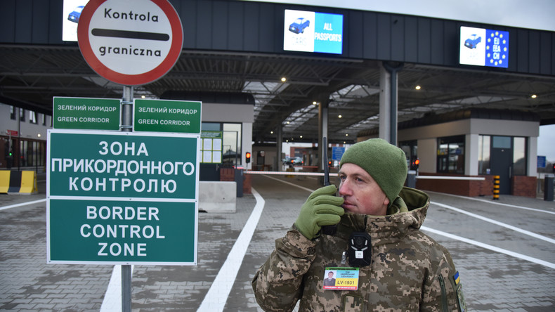 Ukraine : Kiev brandit des peines d’emprisonnement contre ceux qui fuient le pays