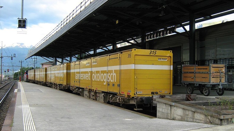 25 pays suspendent les envois postaux vers les États-Unis face aux droits de douane de Trump