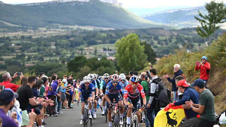 Cyclisme : Israël-Premier Tech bloquée par des manifestants pro-palestiniens à la Vuelta