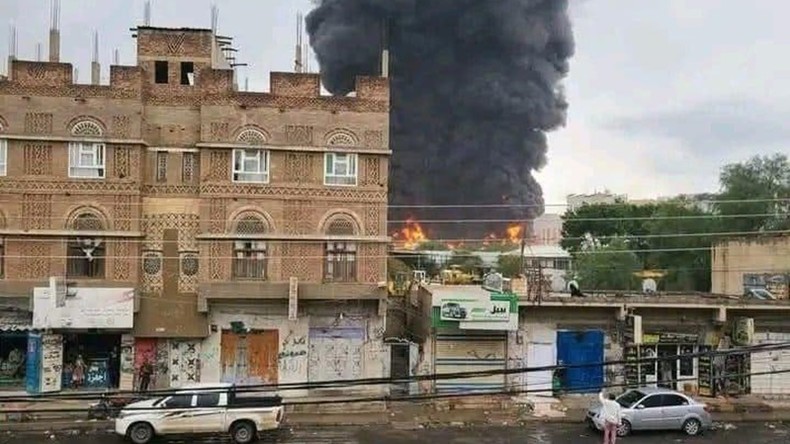 Israël bombarde Sanaa pendant un discours du chef des Houthis