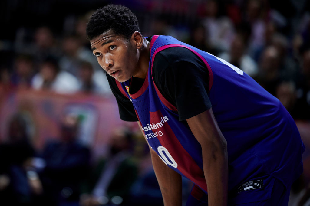 Basket : à 13 ans et 2,08 m, le Burkinabè Mohamed Dabone intègre le FC ...
