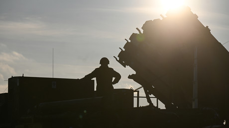 La Russie dénonce le financement néerlandais d’armes pour l’Ukraine et met en garde contre l’escalade