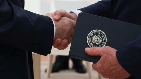 Poutine-Witkoff : Trump évoque «une réunion très productive»