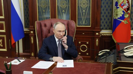 Poutine informe ses partenaires des avancées dans le dialogue avec Washington