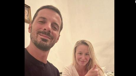 Italie : Marion Maréchal et son mari hospitalisés après un accident de la route