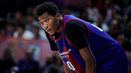 Basket : à 13 ans et 2,08 m, le Burkinabè Mohamed Dabone intègre le FC Barcelone