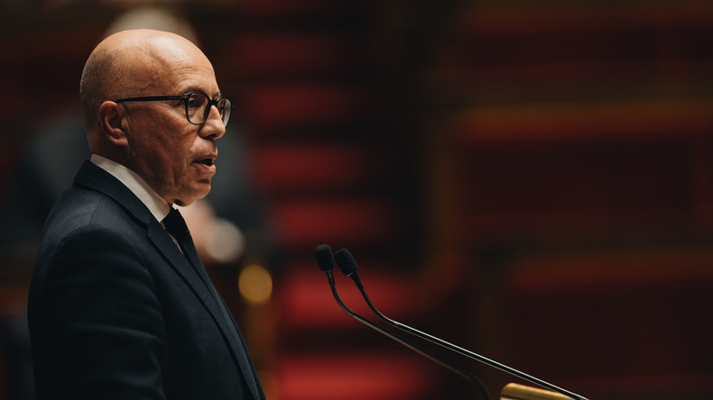 France : Ciotti propose un contre-budget à Lecornu pour économiser 120 milliards d'euros