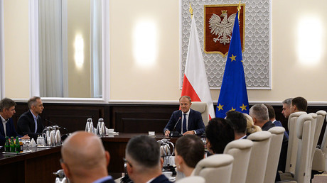 Hystérie autour des drones en Pologne : l’Europe veut-elle faire oublier l’Alaska ?