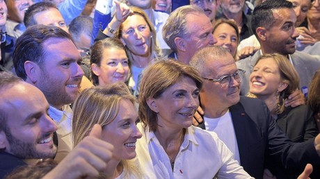 France : la droite lance sa campagne municipale à Marseille derrière Vassal