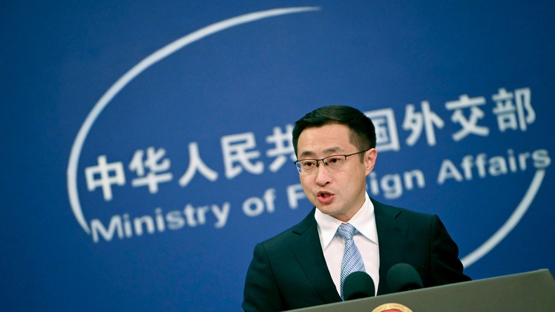 La Chine accuse les États-Unis de saper les règles du commerce mondial en exigeant l’arrêt des importations de pétrole russe par des pays tiers
