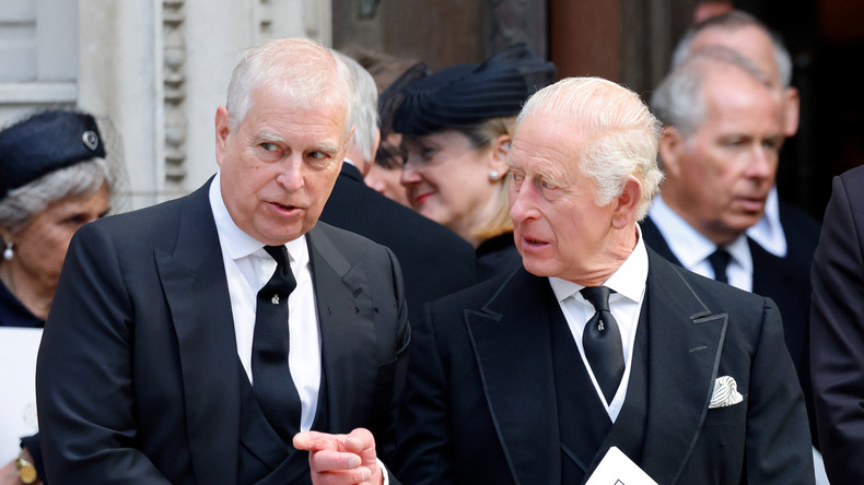 Le prince Andrew abandonne son titre de duc d’York en raison de l'affaire Epstein