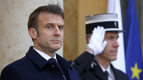 Sondage: Emmanuel Macron absent du top 50 des personnalités politiques préférées des Français