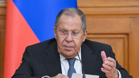 Lavrov : la Pologne pourrait recourir au terrorisme
