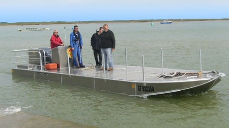 Enfer normatif : les ostréiculteurs français bientôt obligés d’installer des WC et un lavabo sur leurs barges ?