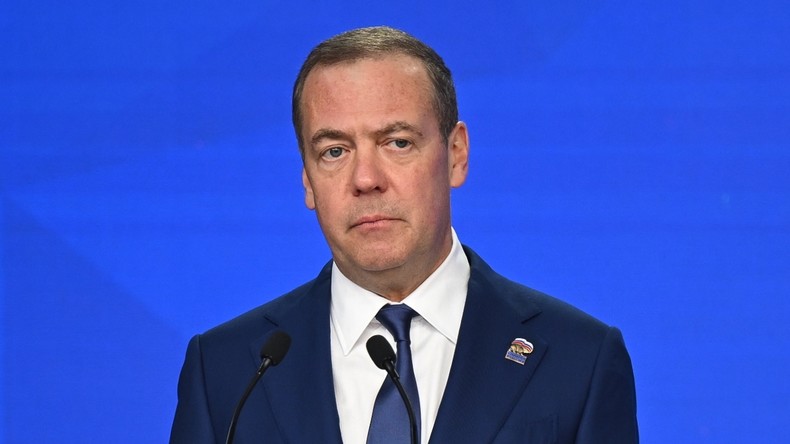 Medvedev : l’Occident a dépensé 500 milliards d'euros pour l’Ukraine